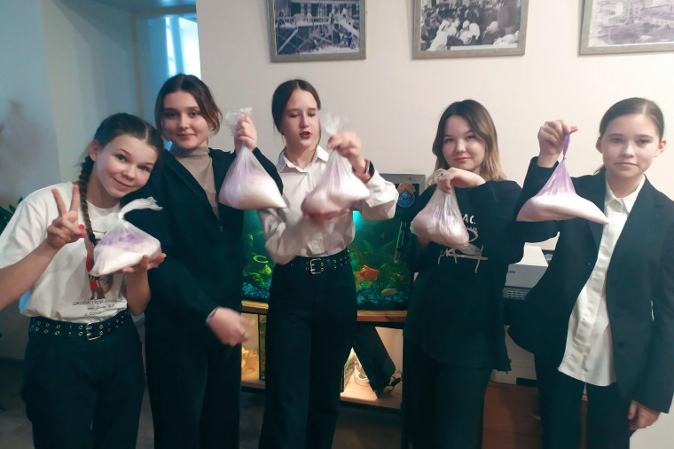 Экскурсия на сахарный завод учащихся Покровской сш.